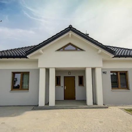 Spacious In With Terrace Villa *